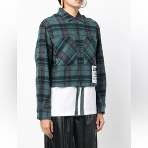 IZZUE check logo patch shirt cropped jacket  xs
